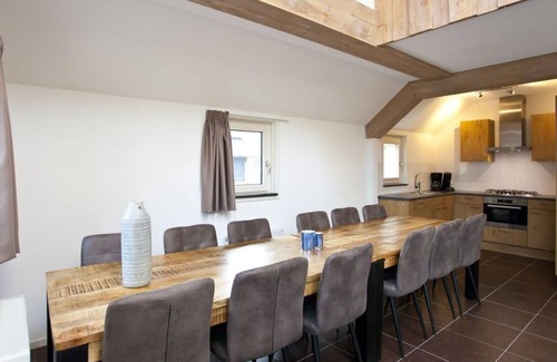 Otterlo Maison | Bungalow with 6 bedrooms and a terrace