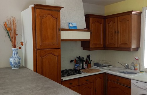 Brux Maison | Bungalow avec gîte attenant d'une chambre. Avec piscine privée isolée. 8 personnes