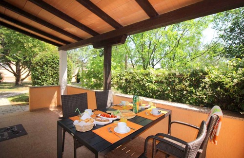Antonci Maison | Bungalow avec piscine et climatisation