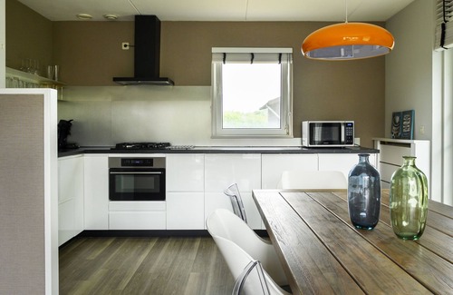 Eernewoude Maison | Bungalowpark It Wiid by Interhome