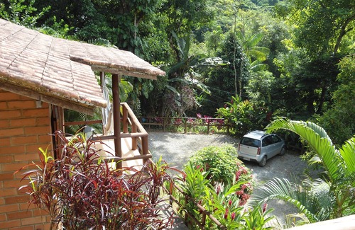 Ponte Branca Maison | Bungalows Canto das Águas, cascade avec piscine naturelle