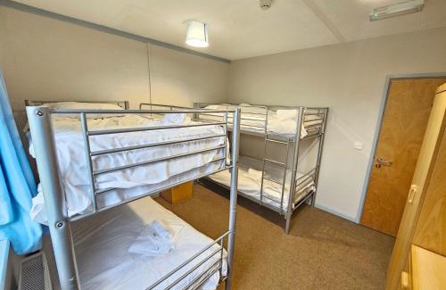 Glandyfi Maison | Bunkhouse 20Bedroom Sleeps85 4Acre Gamesroom Wifi