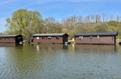 Smallburgh Location De Bateaux | Bure River Lodge Houseboat