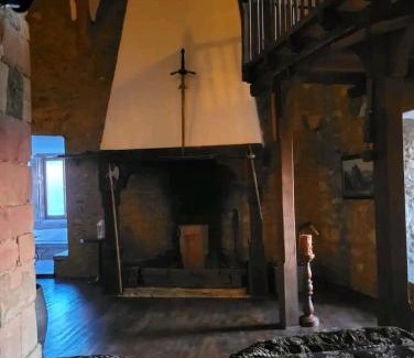 Wetzlar Lit Et Petit-Déjeuner | Burg Hermannstein - Rittersaal