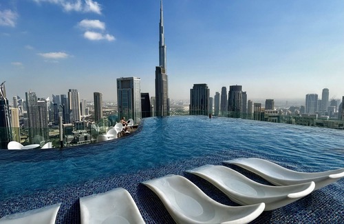 Downtown Dubai Appartement | Burj Khalifa Views 2BR with Infinity Pool in Downtown close to metro & DubaiMall