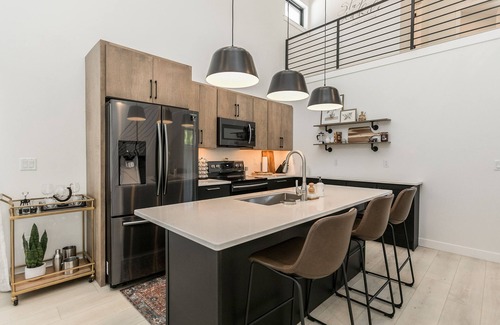 Cedar Rapids Maison | Burnett Cottage OG Cedar Rapids Downtown