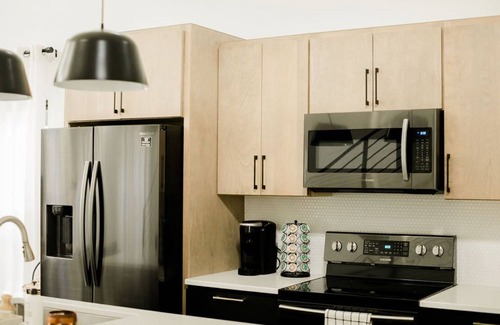 Cedar Rapids Maison | Burnett Cottage Pine NewBo District Cedar Rapids Downtown