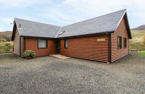 Foss Cottage | Burnside Lodge, ABERFELDY