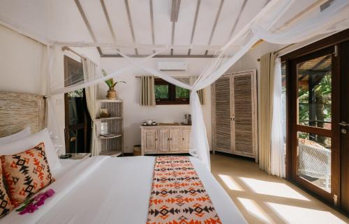 Selong Belanak Hôtel | Burudika Bungalows - Villas, Sauna & Bath House