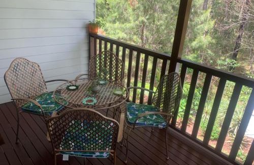 Little Mountain Appartement | Bush Beach Retreat