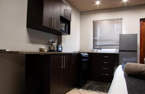 Lephalale Cabine | Bush Inn Lodge Lephalale