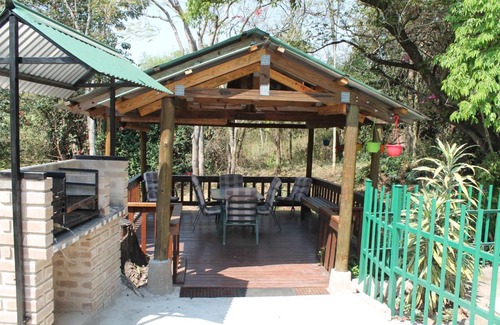 Hazyview Maison | Bush Lilly Cottage