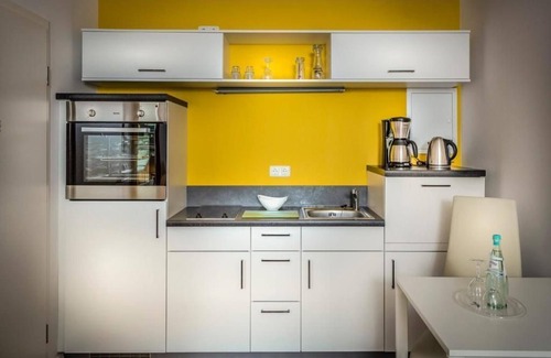 Fleischervorstadt Appartement | Business apartment 5 with kitchen & free parking - Business-Apartment 5