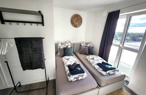 Neusaess Appartement | Business apartment with WIFI, elevator & free parking