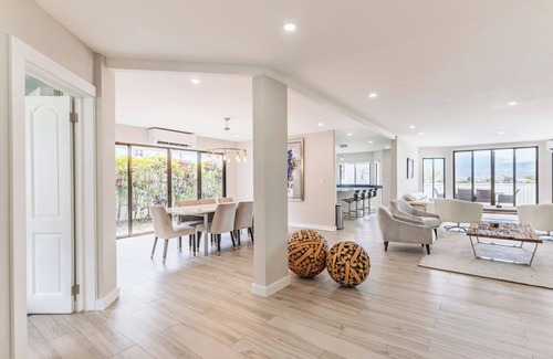 Escazu Maison | Business & Family Stay Spacious 5-bedroom house in Escazú with WiFi, AC