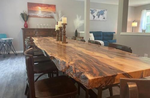 Mount Pocahontas Maison | Business Place Loft