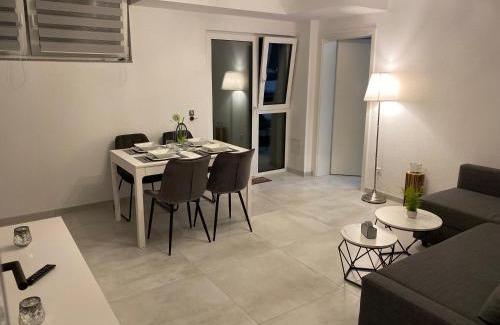 Bad Friedrichshall Appartement | Business Suite 04 mit Parkplatz & Balkon, Terrasse & Fußbodenheizung, Netflix Premium, Zentral zu Audi & Schwarz Gruppe