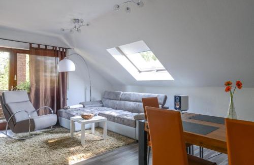 Schloß Neuhaus Appartement | Business Wohnung + hochwertige Ausstattung
