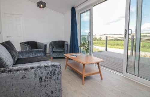 Dartmouth Maison | Buttercup Lodge