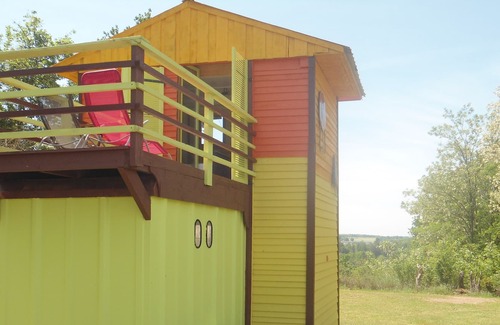 Pays de Lapalisse Cabine | butterfly cabin 4 pers