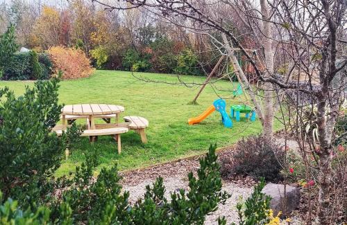 Roscoe Appartement | Butterfly Guesthouse - Entire Home within 5km of Galway City