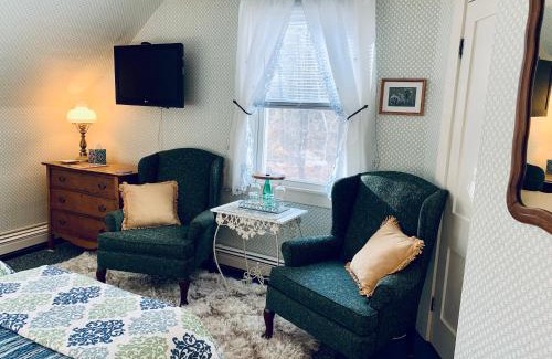 Intervale Lit Et Petit-Déjeuner | Buttonwood Inn on Mount Surprise