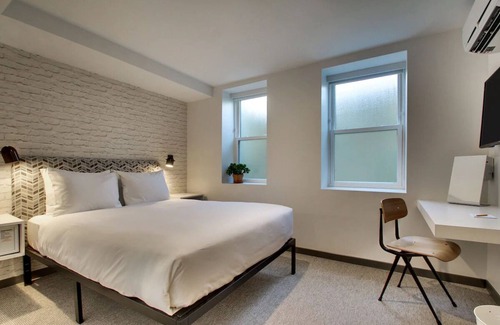 Foggy Bottom Hôtel | Buzz Queen, Hotel Hive, Ensuite Comfort, Lively Locale