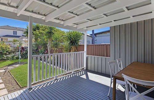 Blue Bay Maison | By The Bay | Walk to Beach