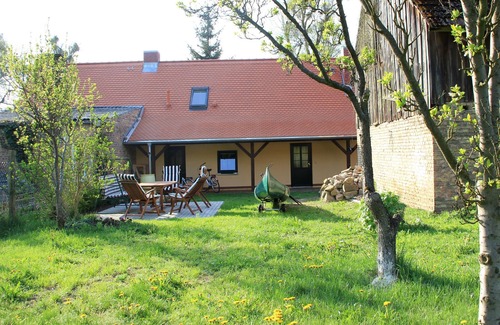Gollin Maison | en forêt, lac, repos et détente, confortablement aménagé, grand jardin,