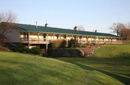 Varysburg Station Balnéaire | Byrncliff Golf Resort