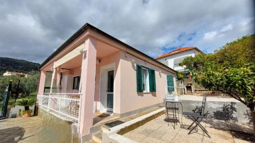 Borgio Verezzi Maison | CÀ del SOLE