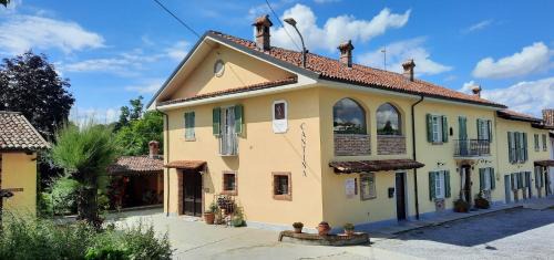 Barbaresco Maison | Cà Trifolera Barbaresco - Romantico Cascinale con antica cantina nel cuore delle Langhe - DEGUSTAZIONE VINI NELLA NOSTRA CANTINA