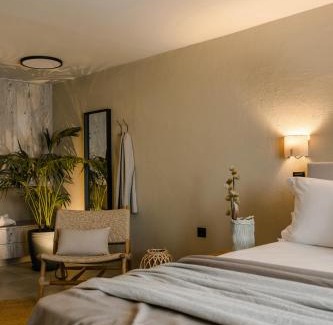 Lixouri Appartement | Cássia Suite in Kefalonia with Balcony Nomāde Agora