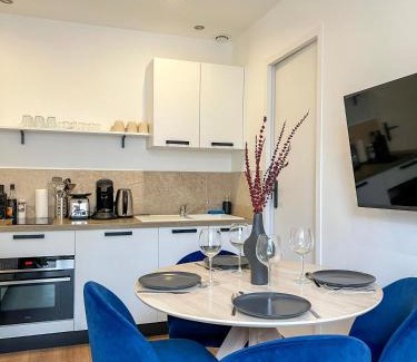 Centre Deux Appartement | Cèzanne Casa Maja - parking privé - terrasse