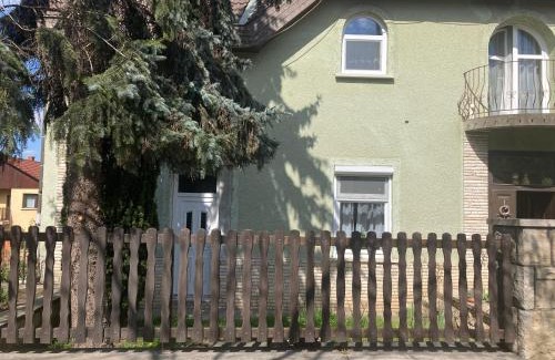 Pecel Appartement | Cédrus apartman