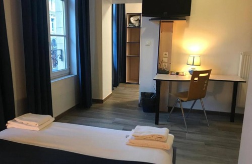 Charleville-Mezieres Hôtel | César Hôtel