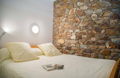 Barre-des-Cevennes Station Balnéaire | Gîte Cévenol pour 6/8 personnes avec piscine à Barre des Cévennes en Lozère