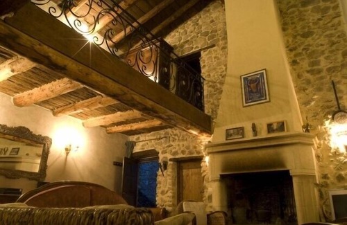 Lasalle Autre | Hameau Cévenol jusqu'à 45 pers. réduction à partir de 4 nuits