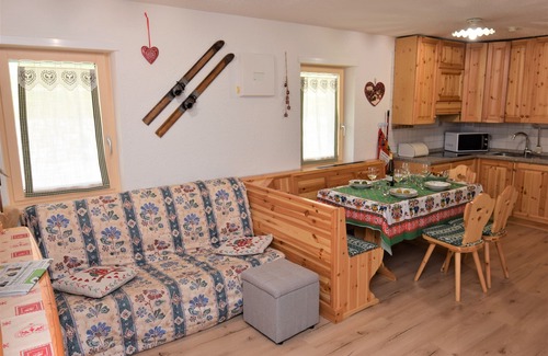 Campitello di Fassa Appartement | Cësa Valeria - près du domaine skiable de Sellaronda / Dolomites