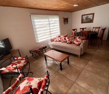 Curico Maison | Cómoda Cabaña ubicada en Camino zapallar