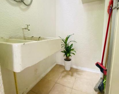 Leon Appartement | Cómodo y Pintoresco Depa Al sur de La Ciudad!