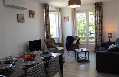 Puycornet Appartement | côté chêne