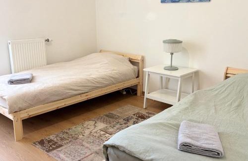 Parilly Appartement | Côté Parc - appt entier neuf, parking et métro à Lyon, idéal pro en mobilité , bail mobilité