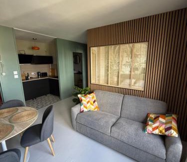 Quartier Vieux Marche-Cathedrale Appartement | Côté Seine