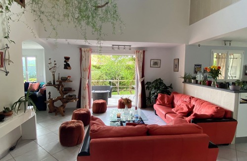 Les Matelles Villa | ‘Côté Sud lumineuse Villa’