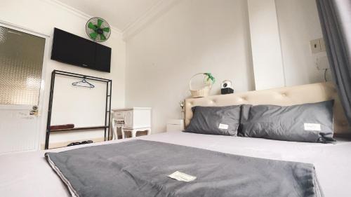 Quan Kien An Maison | Cúc cu Homestay