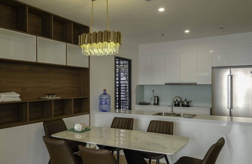 Cau Giay Appartement | căn hộ 4 phòng ngủ view hoàng hôn tại vinhomes skylake