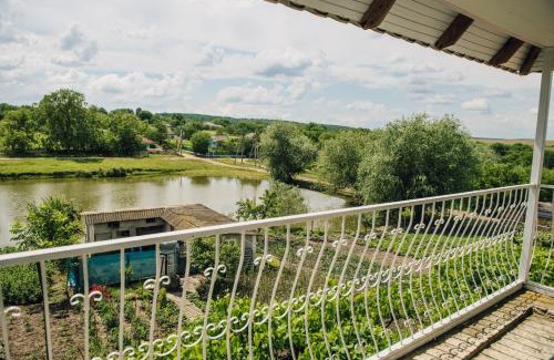 Moldova Maison | Căsuţa de lângă Lac