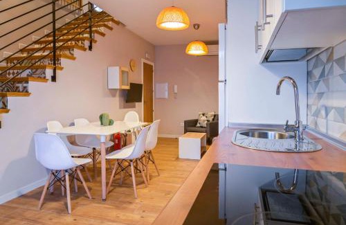 Torrico Appartement | C - Apartamento moderno con piscina compartida