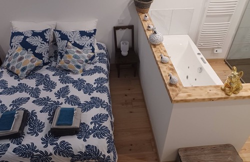 Neufmaisons Lit Et Petit-Déjeuner | C'est dans cette ancienne ferme Lorraine que nous, avons crées chambre d'Emma